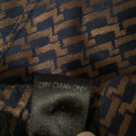 JULIANNA COLLEZIONE Blue/Tan Pencil Skirt with Petal Hem - Picture 16 of 16